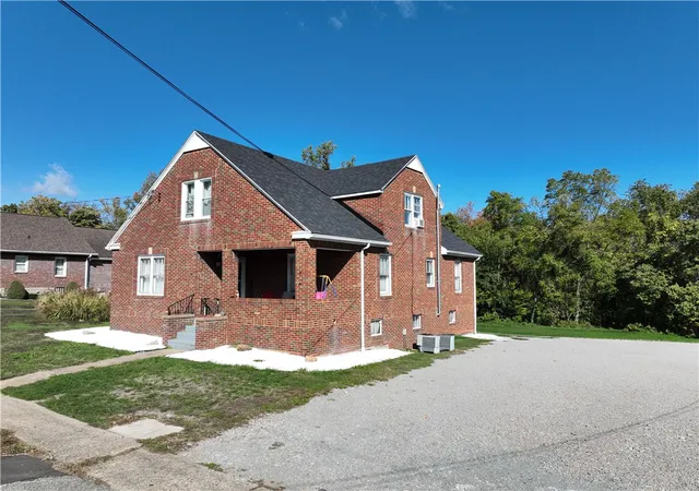 Homes for sale in South Union Twp, PA | 190 Dixon Blvd, South Union Twp, PA 15401 | MLS# 1744844