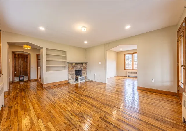 Photo 4 of Single family home for sale at 202 E Georgia Ave, Connellsville, PA 15425 | MLS# 1744964 | Listing updated on 2026-09-21