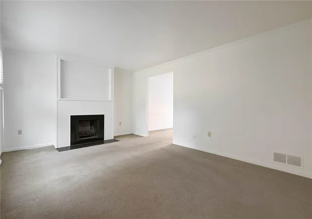 Photo 3 of Single family home for sale at 202 10th Street, Aspinwall, PA 15215 | MLS# 1744882 | Listing updated on 2026-10-07