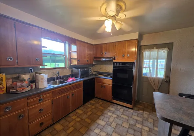 Homes for sale in North Union Twp, PA | 1356 Connellsville Rd, North Union Twp, PA 15456 | MLS# 1745149