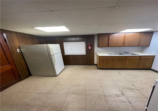 Listing Photo 4 - Condo for sale in building located at 1600 Mcclure St, Homestead, PA 15120