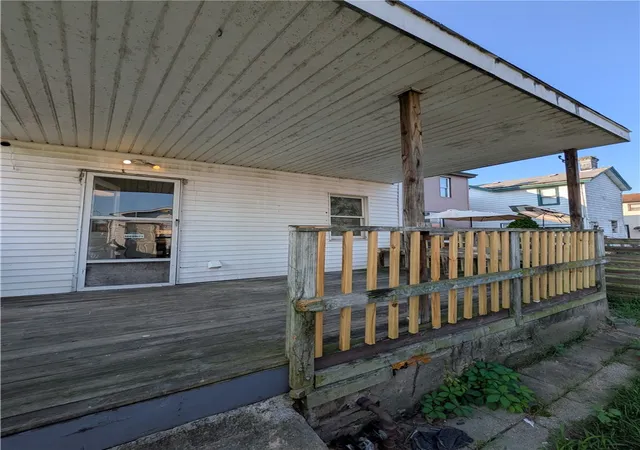 Listing Photo 2 - Condo for sale in building located at 241 E 18th Ave, Homestead, PA 15120 - Unit #