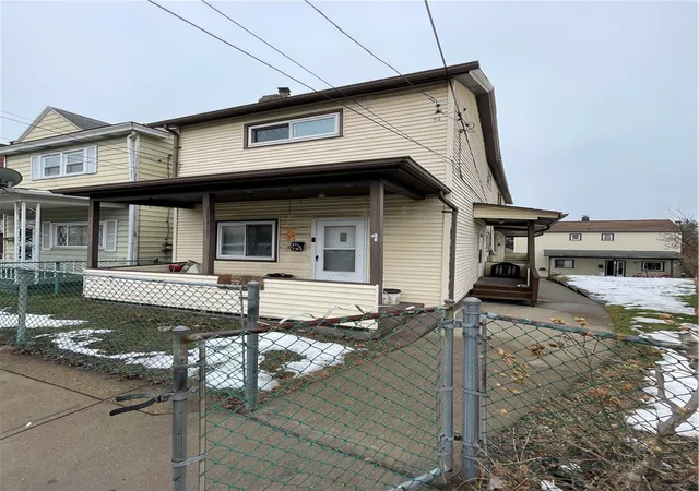 Homes for sale in Homestead, PA | 316 E 16th Ave, Homestead, PA 15120 | MLS# 1745165