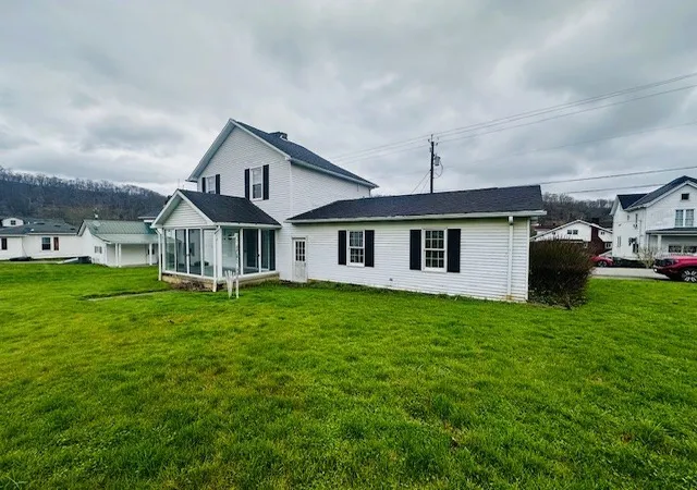 2nd image of 133 Center St, West Bethlehem, PA 15348 | MLS# 1745060