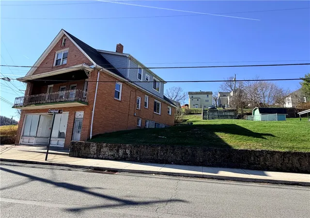 3rd image of 353 Euclid Ave, Canonsburg, PA 15317 | MLS# 1744823
