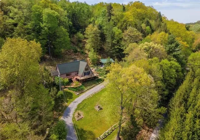 Photo 1 of Single family home for sale at 316 Peoples Rd, Wayne Twp, PA 16222 | MLS# 1744639 | Listing updated on 2026-05-22