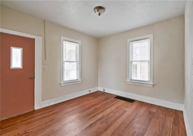 2nd image of 1013 Henry St, Smith, PA 15054 | MLS# 1745383