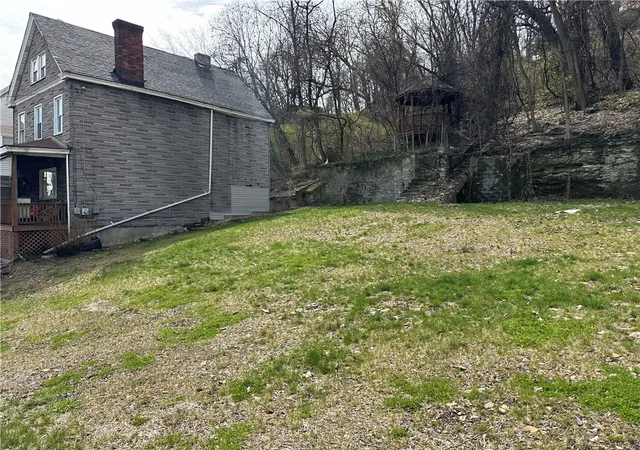 Photo 5 of Land for sale at 809 Davis Ave, Mc Kees Rocks, PA 15136 | MLS# 1745312 | Listing updated on 2026-03-26