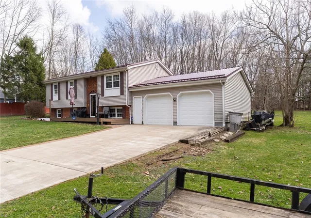 5th image of 106 Willadell Rd, Delaware Twp, PA 16154 | MLS# 1745518