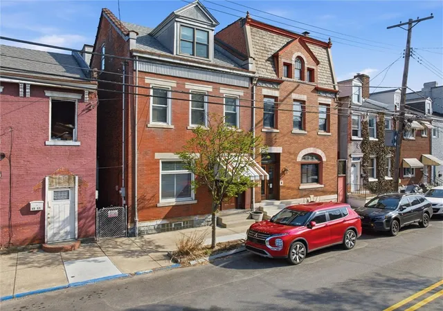1st image of 1713 Sarah St, South Side, PA 15203 | MLS# 1745525