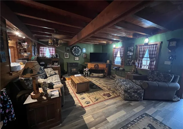 Photo 3 of Single family home for sale at 113 Mohican Ln, Allegheny Twp, PA 16373 | MLS# 1745621 | Listing updated on 2026-06-05