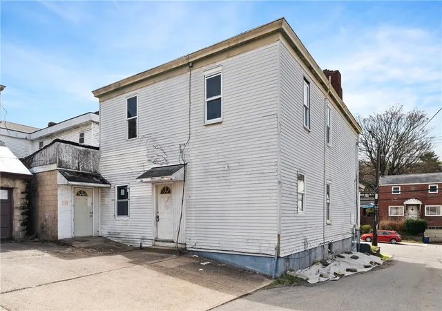 4th image of 1008 Chartiers Ave, Elliott, PA 15220 | MLS# 1744808