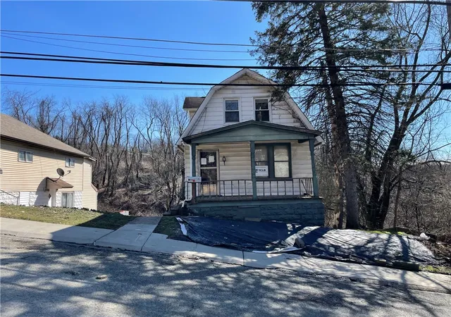 Single family home for sale at 136 Brighton St, Chalfant Boro, PA 15112 | MLS# 1745634