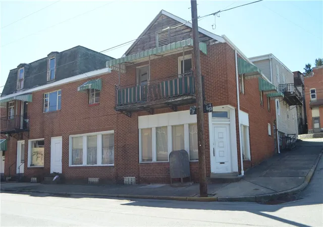 1st image of 639 Washington Ave, Charleroi Boro, PA 15022 | MLS# 1745699