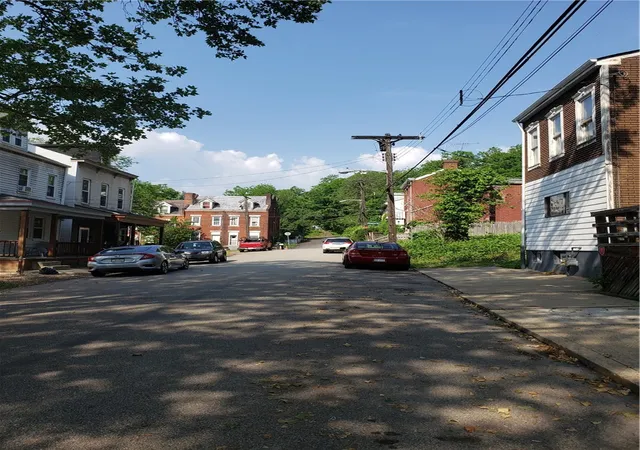 23rd image of 1318 Halsey Pl, Marshall Shadeland, PA 15212 | MLS# 1745701