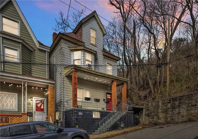 1st image of 237 Clifton Ave, Pittsburgh, PA 15215 | MLS# 1745549