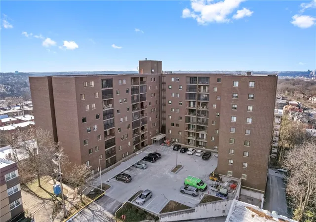 Homes for sale in Squirrel Hill, PA | 5600 Munhall Rd #203, Squirrel Hill, PA 15217 | MLS# 1745754