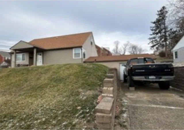 Photo 1 of Single family home for sale at 1406 Pike St, Mc Keesport, PA 15133 | MLS# 1745787 | Listing updated on 2026-06-14