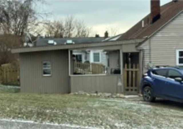 Photo 3 of Single family home for sale at 1406 Pike St, Mc Keesport, PA 15133 | MLS# 1745787 | Listing updated on 2026-06-14