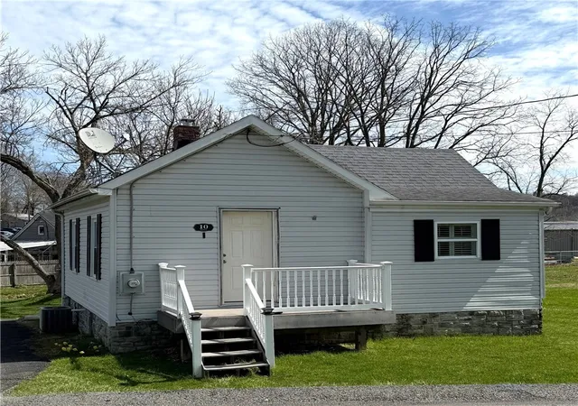 3rd image of 10 Elm Street, Chartiers, PA 15347 | MLS# 1745865