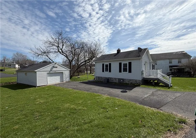 4th image of 10 Elm Street, Chartiers, PA 15347 | MLS# 1745865