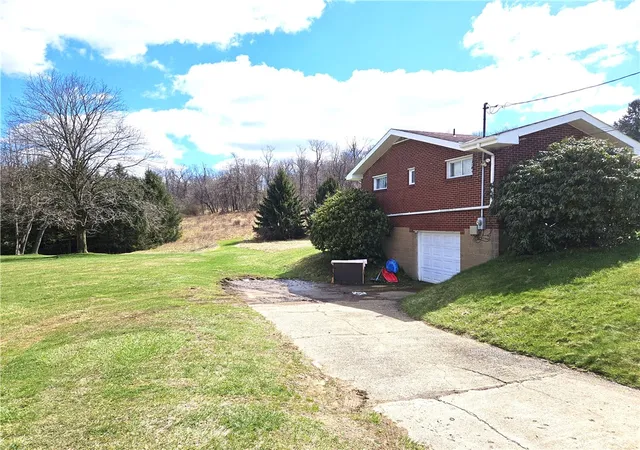 2nd image of 3350 New Texas Rd, Plum Boro, PA 15239 | MLS# 1745628