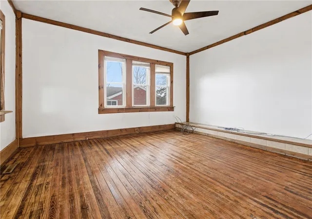 5th image of 95 E Main St, Avella, PA 15379 | MLS# 1745986