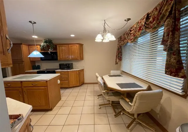 Homes for sale in Hermitage, PA | 1445 Winterberry Ct #2B, Hermitage, PA 16148 | MLS# 1746019