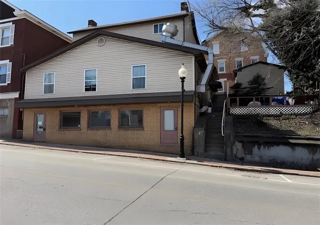 Homes for sale in Carnegie, PA | 620 Carothers Ave, Carnegie, PA 15106 | MLS# 1746077