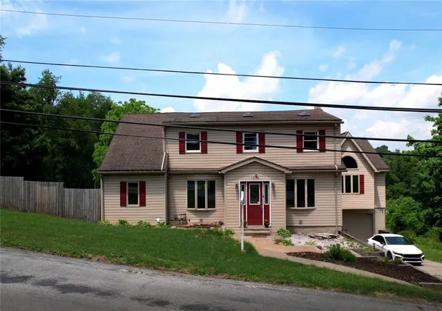 Photo 2 of Single family home for sale at 1378 Robbins Sta Rd, Irwin, PA 15642 | MLS# 1746179 | Listing updated on 2026-07-20