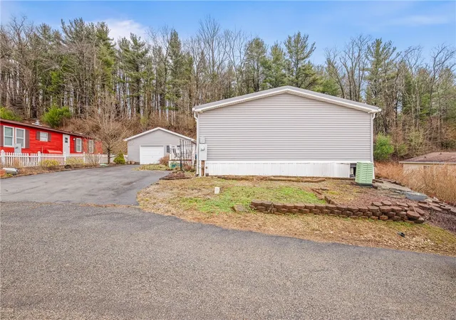 4th image of 64 High View Dr, Donegal, PA 15628 | MLS# 1746313