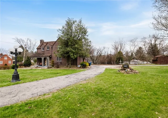 Homes for sale in Whitehall, PA | 5611 Baptist Rd, Whitehall, PA 15236 | MLS# 1746350