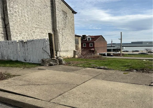 Photo 2 of Land for sale at 0 Kirkbride, Pittsburgh, PA 15212 | MLS# 1746109 | Listing updated on 2026-04-02
