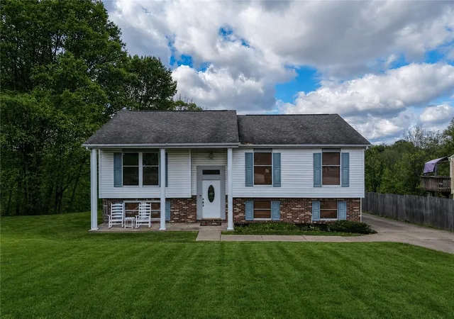 Homes for sale in Plum Boro, PA | 421 Rampart Blvd, Plum Boro, PA 15068 | MLS# 1746462
