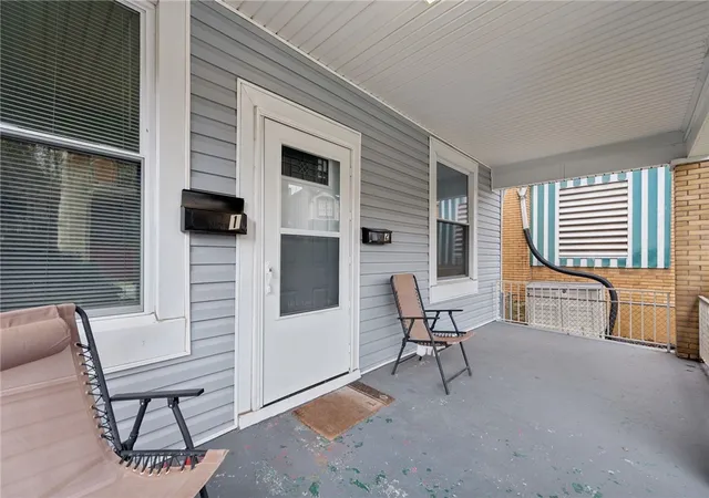 Listing Photo 3 - Condo for sale in building located at 405 E 11th Ave, Homestead, PA 15120