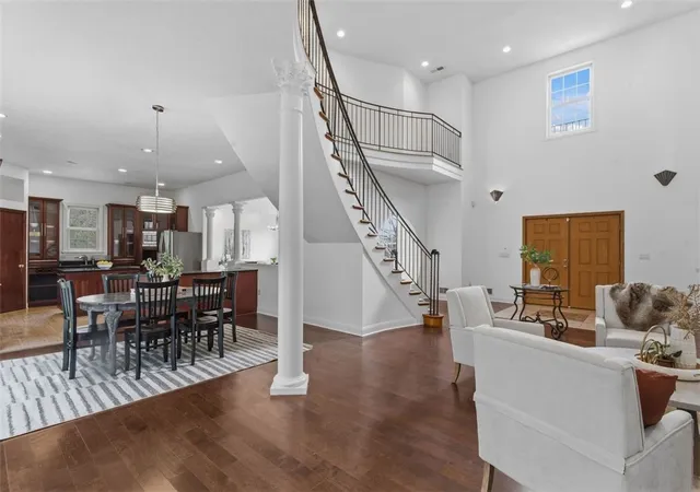Photo 3 of Single family home for sale at 4302 Michel Ct, Murrysville, PA 15668 | MLS# 1745974 | Listing updated on 2026-06-15