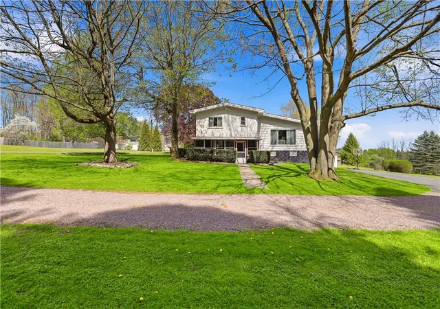 2nd image of 171 Holly Lane, Somerset Twp, PA 15501 | MLS# 1746510