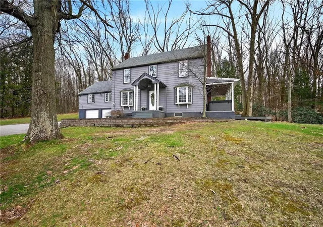Homes for sale in Hermitage, PA | 1369 S Hermitage Rd, Hermitage, PA 16148 | MLS# 1746508