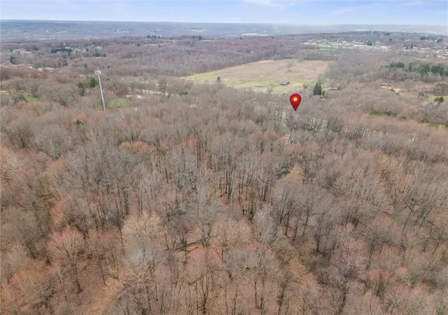 Homes for sale in Hermitage, PA | 1369 S Hermitage Rd, Hermitage, PA 16148 | MLS# 1746508