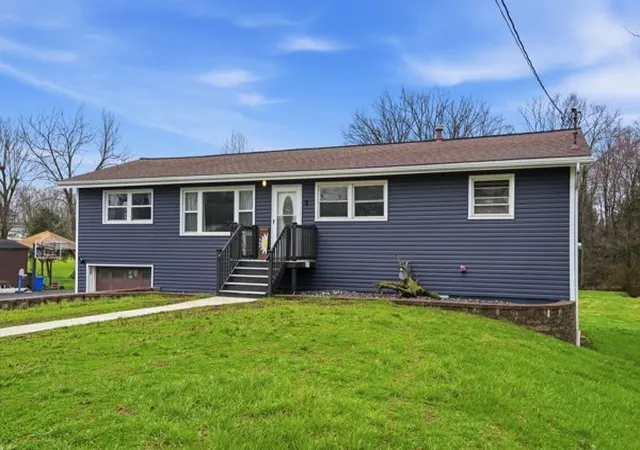 Homes for sale in North Sewickley Twp, PA | 733 Mercer Rd, North Sewickley Twp, PA 15010 | MLS# 1746574