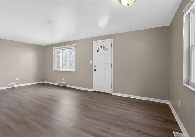 5th image of 8030 Lincoln Rd, Penn Hills, PA 15147 | MLS# 1745960