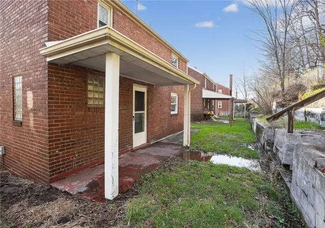 3rd image of 2671 Woodstock Ave, Swissvale, PA 15218 | MLS# 1745985