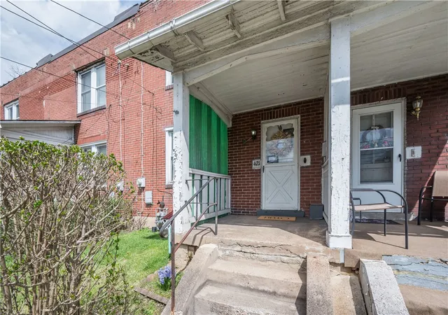 Homes for sale in Forest Hills Boro, PA | 421 Avenue D, Forest Hills Boro, PA 15221 | MLS# 1746648