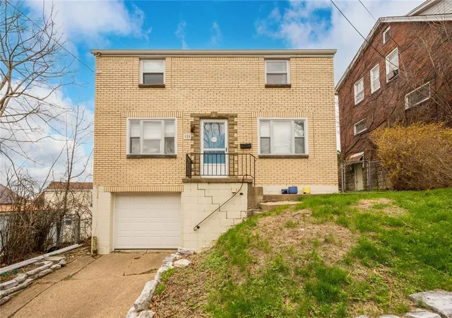1st image of 120 Wilbert Street, Mt Washington, PA 15211 | MLS# 1746673