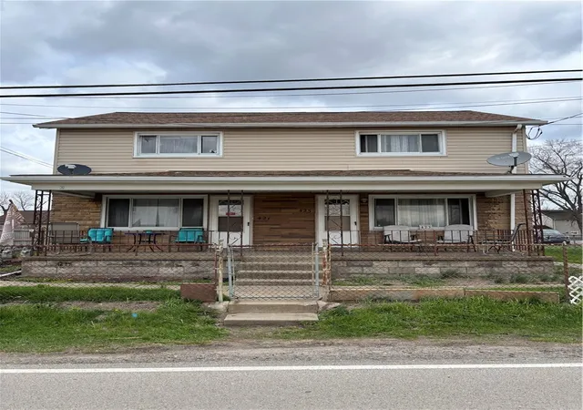 1st image of 421 423 Georgetown Road, Cecil, PA 15055 | MLS# 1746719