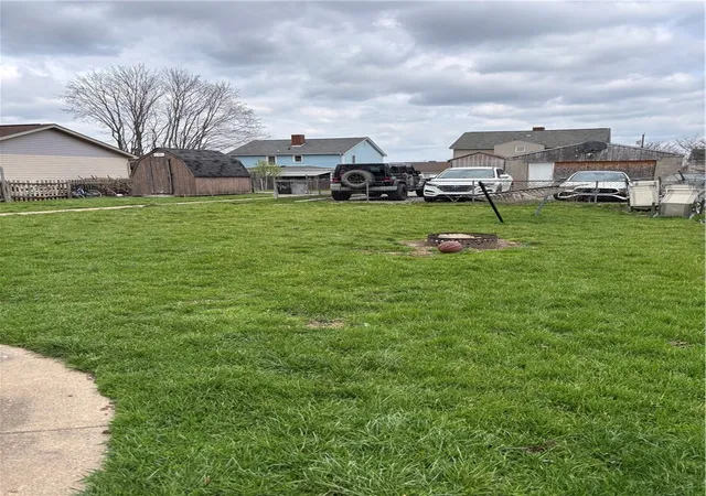 3rd image of 421-423 Georgetown Road, Cecil, PA 15055 | MLS# 1746719