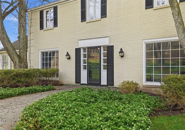 3rd image of 1001 Fox Chapel Road, Fox Chapel, PA 15238 | MLS# 1745003