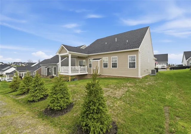 5th image of 138 Pleasant Grove Ct, Clairton, PA 15025 | MLS# 1746847