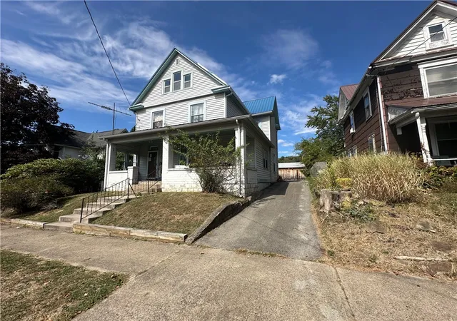 1st image of 324 W North, City Of But Nw, PA 16001 | MLS# 1746349