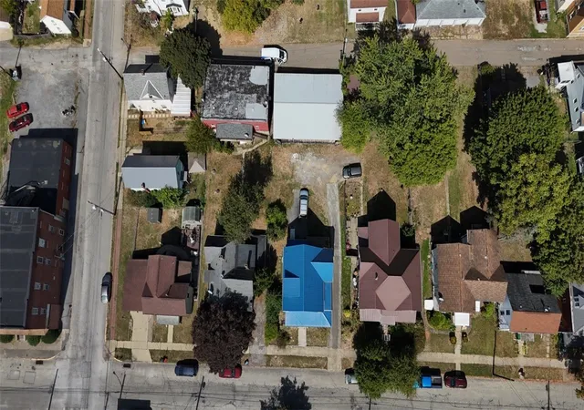 3rd image of 324 W North, City Of But Nw, PA 16001 | MLS# 1746349